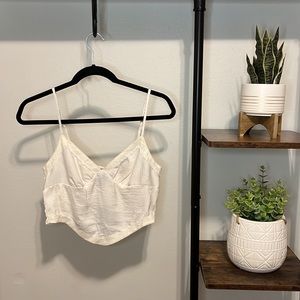 Wild fable cream cropped top blouse medium NWOT women’s neutral flowy sexy tank